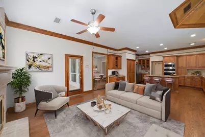 10 E Rock Wing Place, The Woodlands, TX 77381 - Photo 18