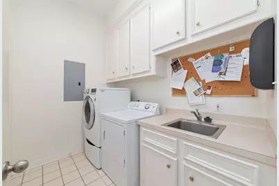 10 E Rock Wing Place, The Woodlands, TX 77381 - Photo 12