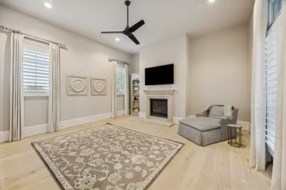 2411 Rosamond Street #A, Houston, TX 77098 - Photo 12