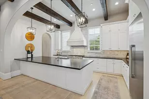 2411 Rosamond St, Houston, TX 77098 - Photo 6