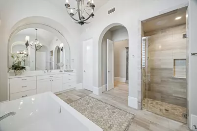 2411 Rosamond Street #A, Houston, TX 77098 - Photo 16