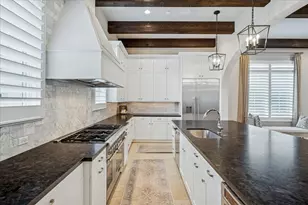 2411 Rosamond St, Houston, TX 77098 - Photo 6