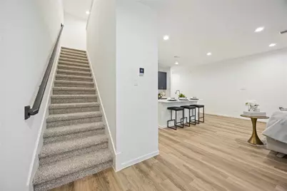 7718 Inwood Grove Lane, Houston, TX 77088 - Photo 18