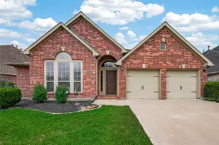 2807 Field Hollow Dr, Pearland, TX 77584 - Photo 1