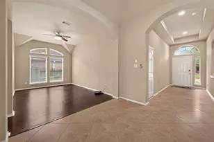 2807 Field Hollow Dr, Pearland, TX 77584 - Photo 6