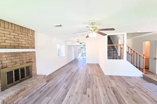 24022 Spring Briar Ln, Spring, TX 77373 - Photo 6
