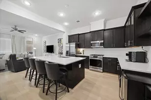 334 W 26th St, Houston, TX 77008 - Photo 8