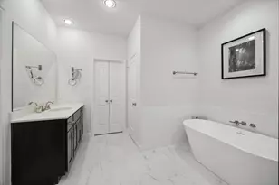 334 W 26th St, Houston, TX 77008 - Photo 16