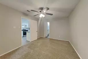 15 S Drifting Leaf Ct, The Woodlands, TX 77380 - Photo 6