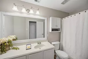 398 Henry St, Alvin, TX 77511 - Photo 22
