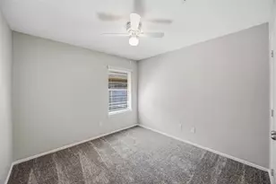 398 Henry St, Alvin, TX 77511 - Photo 18