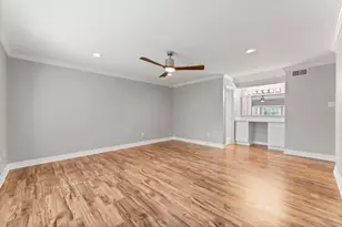 13346 Trail Hollow Dr, Houston, TX 77079 - Photo 20