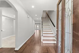 13346 Trail Hollow Dr, Houston, TX 77079 - Photo 4