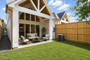 611 E 25th St, Houston, TX 77008 - Photo 6
