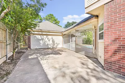 16222 Rutley Circle, Spring, TX 77379 - Photo 4