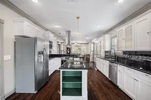 608 Jewett St, Houston, TX 77009 - Photo 12