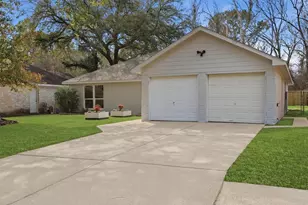 16255 Summer Wind Dr, Houston, TX 77090 - Photo 2