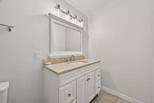714 E Humble St, Baytown, TX 77520 - Photo 24