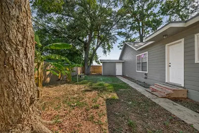 714 E Humble Street, Baytown, TX 77520 - Photo 28