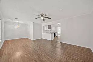 714 E Humble St, Baytown, TX 77520 - Photo 8