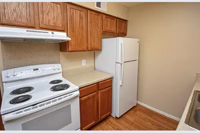 1600 S Palestine St, Athens, TX 75751 - Photo 12