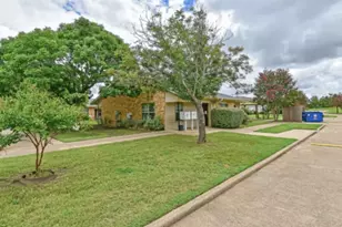 1600 S Palestine St, Athens, TX 75751 - Photo 4