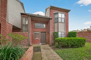 7447 Cambridge St, Houston, TX 77054 - Photo 2