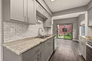 7447 Cambridge St, Houston, TX 77054 - Photo 10