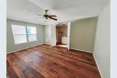 401 S Woodson Street #5, Willis, TX 77378 - Photo 10