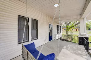 211 E West St, El Campo, TX 77437 - Photo 6