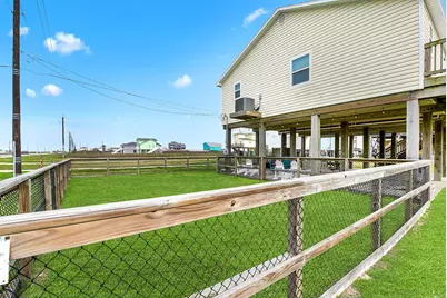 126 Nesmith Place, Surfside Beach, TX 77541 - Photo 8