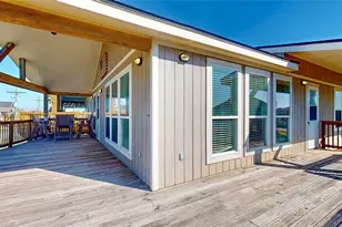 854 Palmetto Dr, Crystal Beach, TX 77650 - Photo 6