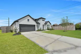 1400 River Pt Dr, Friendswood, TX 77546 - Photo 2