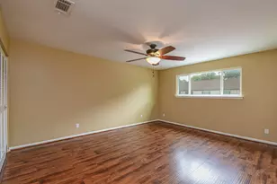 10502 Hammerly Blvd, Houston, TX 77043 - Photo 6