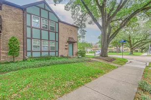 10502 Hammerly Blvd, Houston, TX 77043 - Photo 4