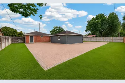 207 Eldridge, Sugar Land, TX 77478 - Photo 12