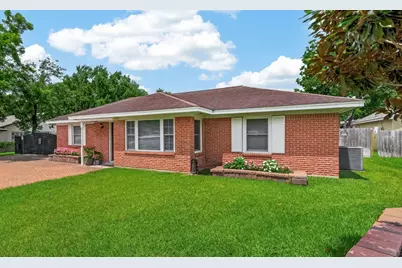 207 Eldridge, Sugar Land, TX 77478 - Photo 2
