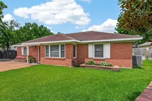 207 Eldridge, Sugar Land, TX 77478 - Photo 2