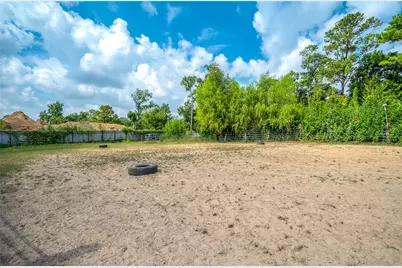 7302 Phillips Street, Houston, TX 77088 - Photo 2