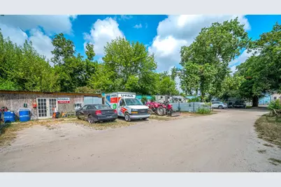 7302 Phillips Street, Houston, TX 77088 - Photo 4