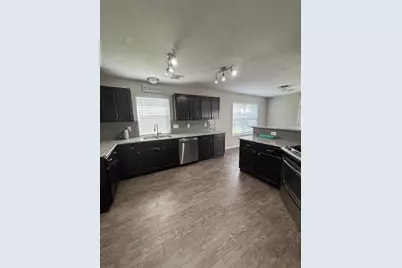 1702 Oak Ridge Drive, Kemah, TX 77565 - Photo 4