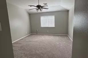 1702 Oak Ridge Dr, Kemah, TX 77565 - Photo 16