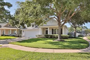 12802 Magnolia Arbor Ct, Tomball, TX 77377 - Photo 2