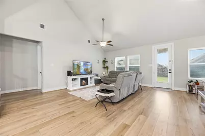 17828 Hanson Ridge Drive, Conroe, TX 77316 - Photo 10