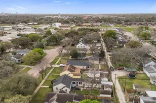 726 10th Ave N, Texas City, TX 77590 - Photo 4