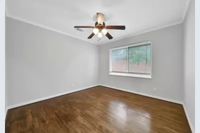10406 Woodwind Drive, Houston, TX 77025 - Photo 16