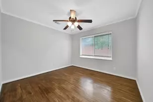 10406 Woodwind Dr, Houston, TX 77025 - Photo 16