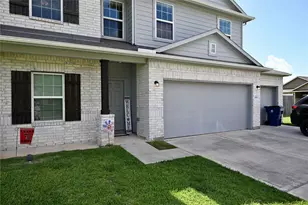 2570 Turberry Dr, West Columbia, TX 77486 - Photo 2