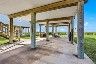 2811 Bluewater Hwy, Surfside Beach, TX 77541 - Photo 32