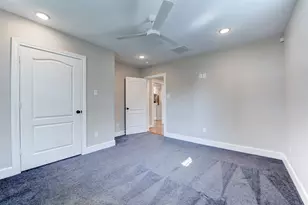 109 Dresden St, Houston, TX 77012 - Photo 32